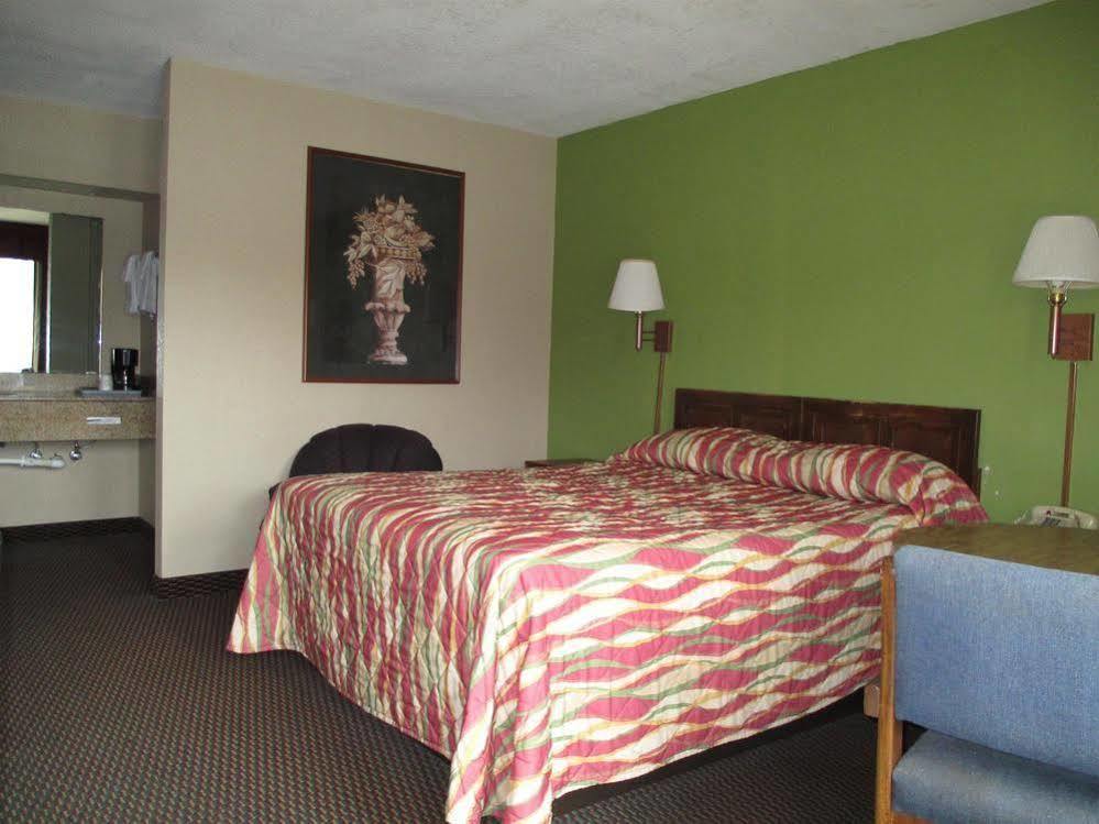 Americas Best Value Inn Hamilton מראה חיצוני תמונה